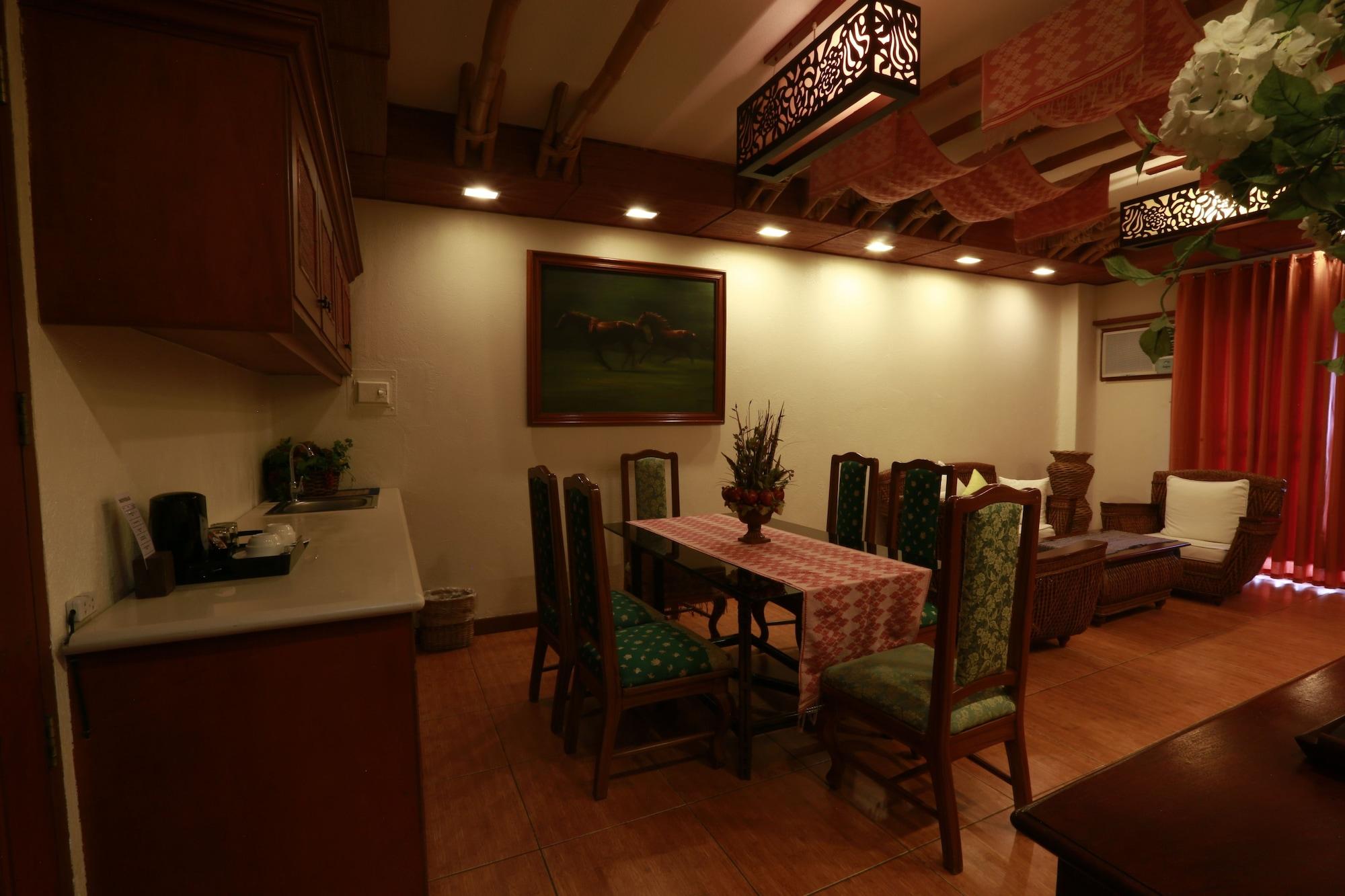 Java Hotel Laoag Esterno foto