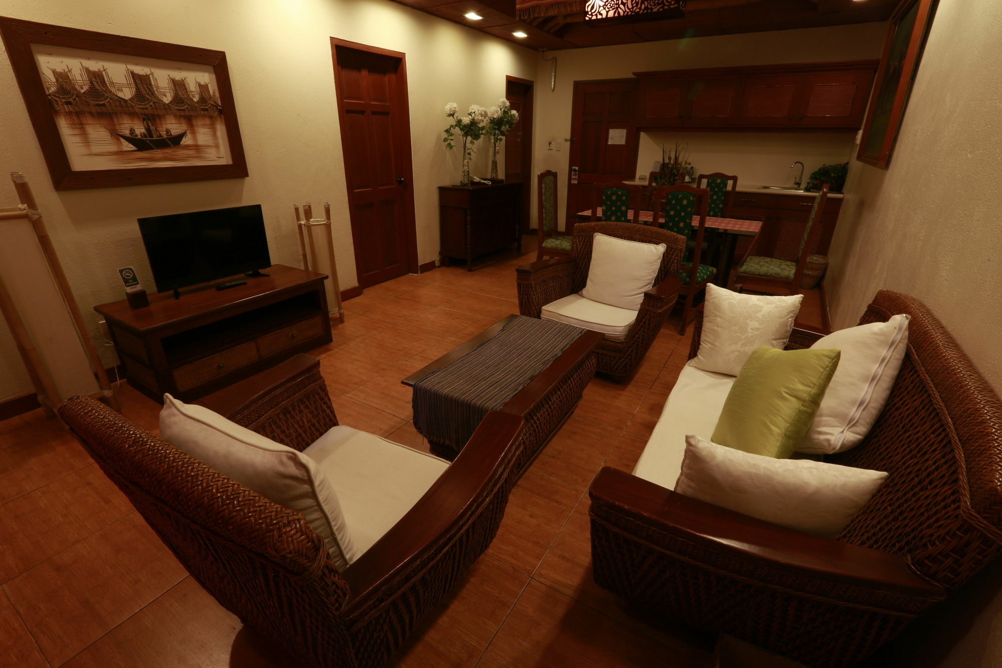 Java Hotel Laoag Esterno foto