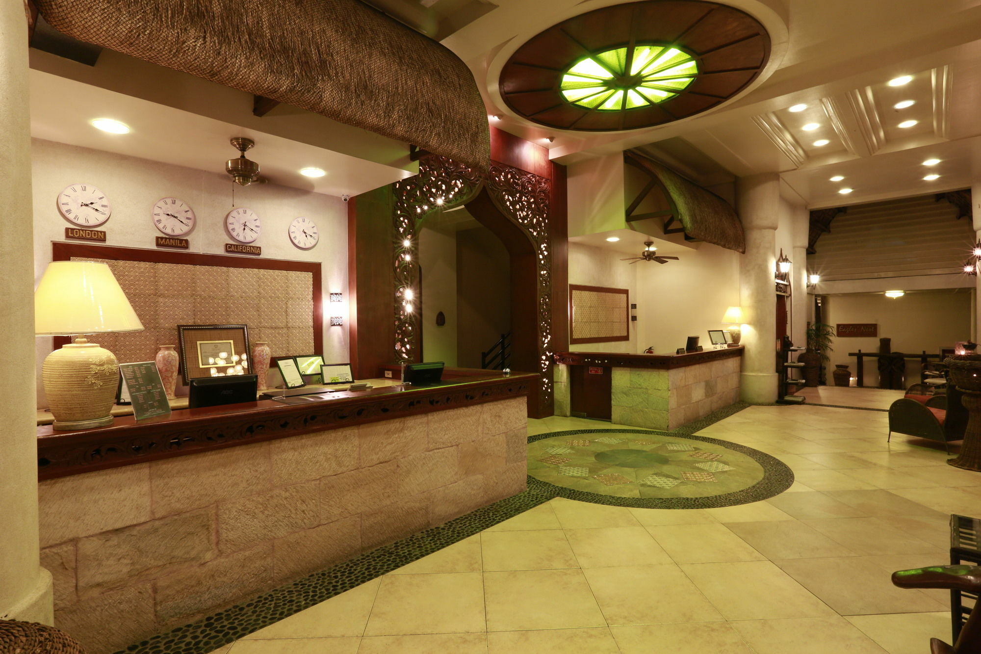 Java Hotel Laoag Esterno foto