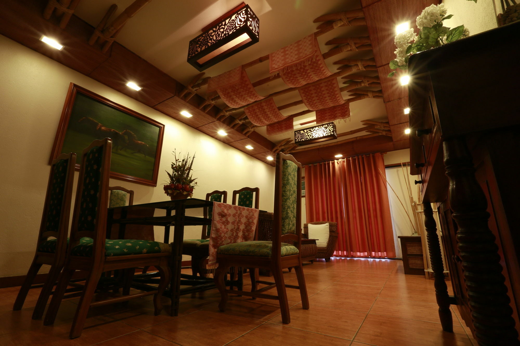 Java Hotel Laoag Esterno foto